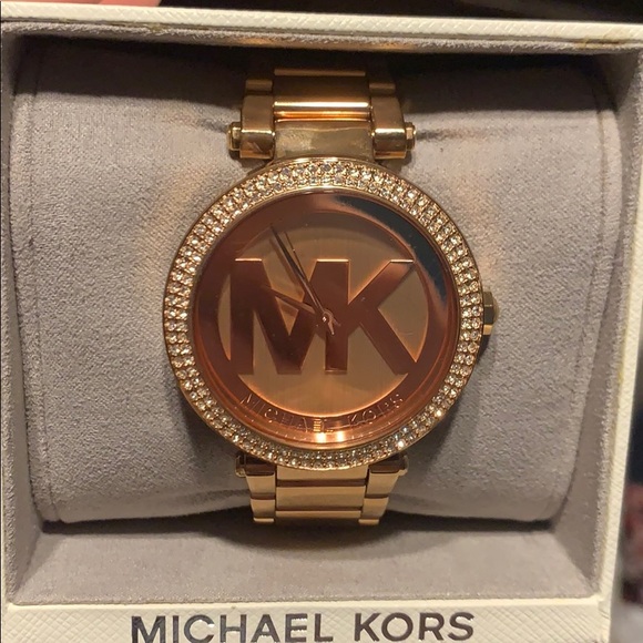 NEVER WORN Michael Kors Rose Gold Watch - Picture 1 of 1